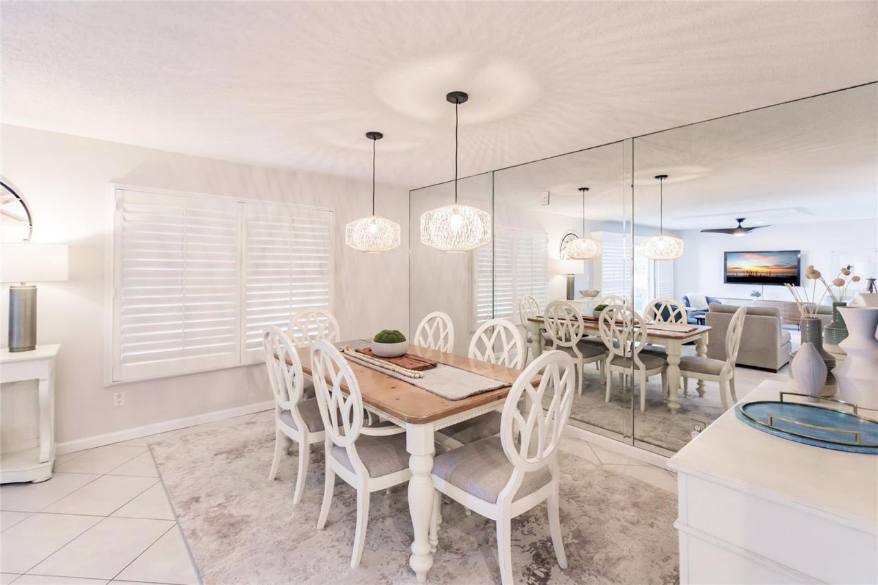 6018 W Peppertree Way, Unit 231B, Sarasota, FL 34242 Photo