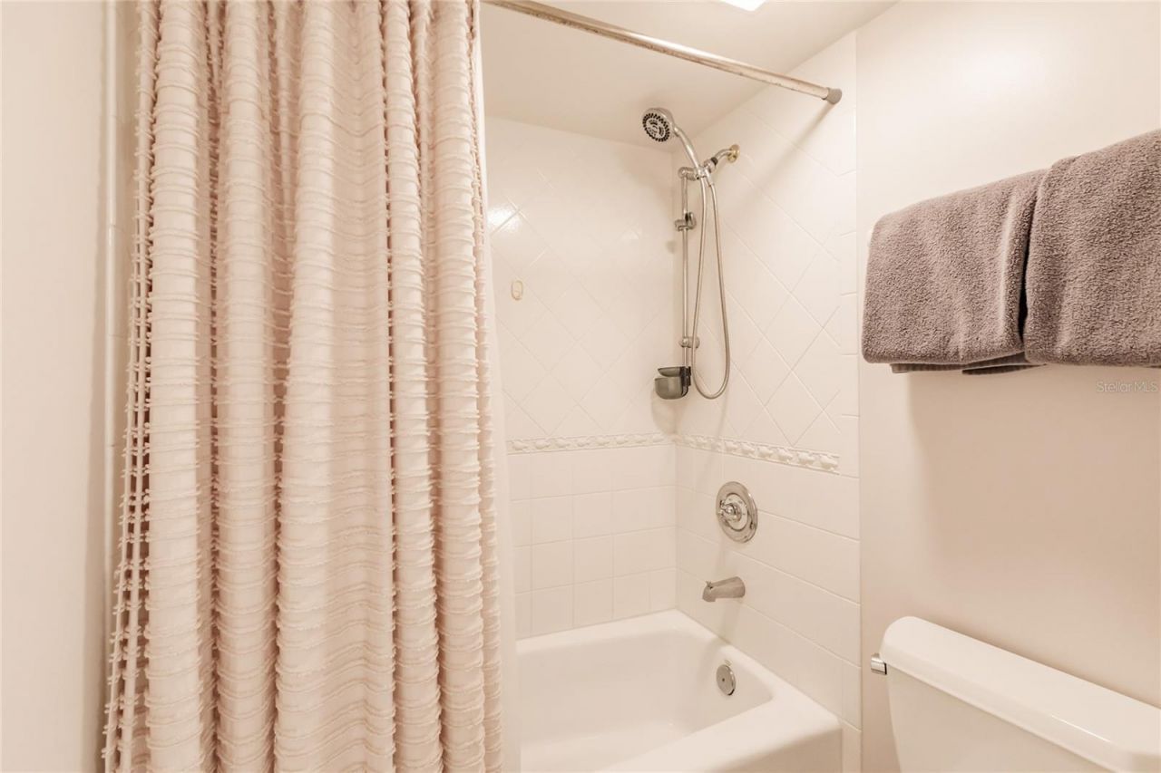 6018 W Peppertree Way, Unit 231B, Sarasota, FL 34242 Photo