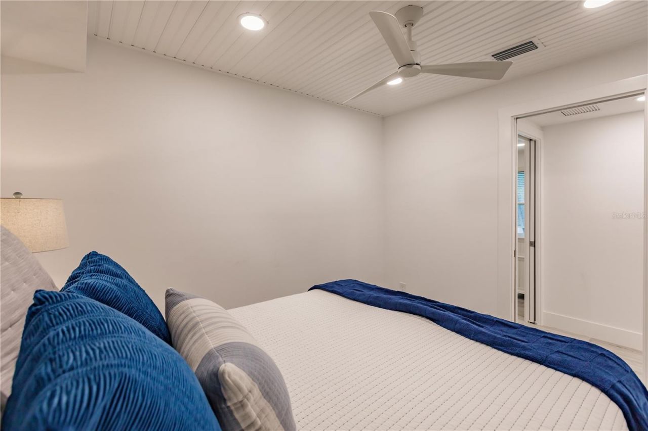 6042 W Peppertree Way, Unit 224B, Sarasota, FL 34242 Photo