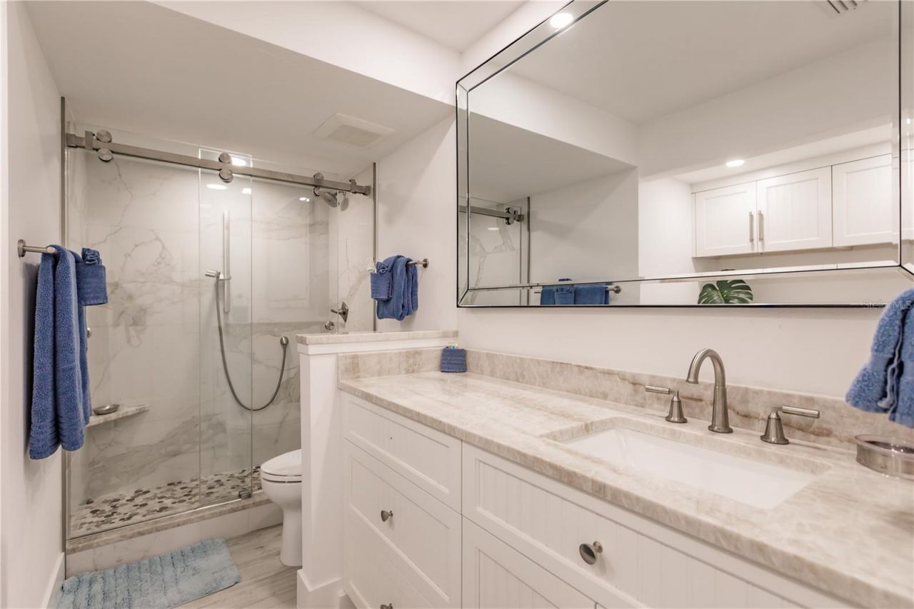 6042 W Peppertree Way, Unit 224B, Sarasota, FL 34242 Photo