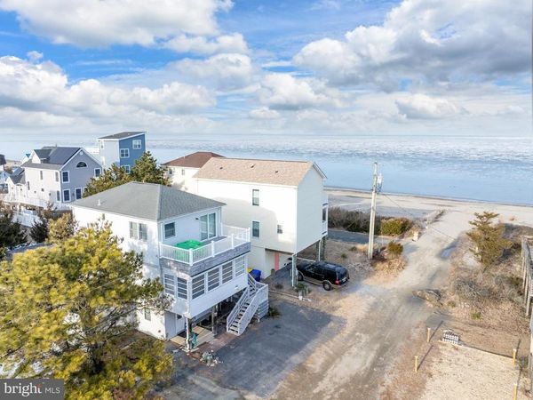 8 VIRGINIA AVENUE, MILTON, DE 19968