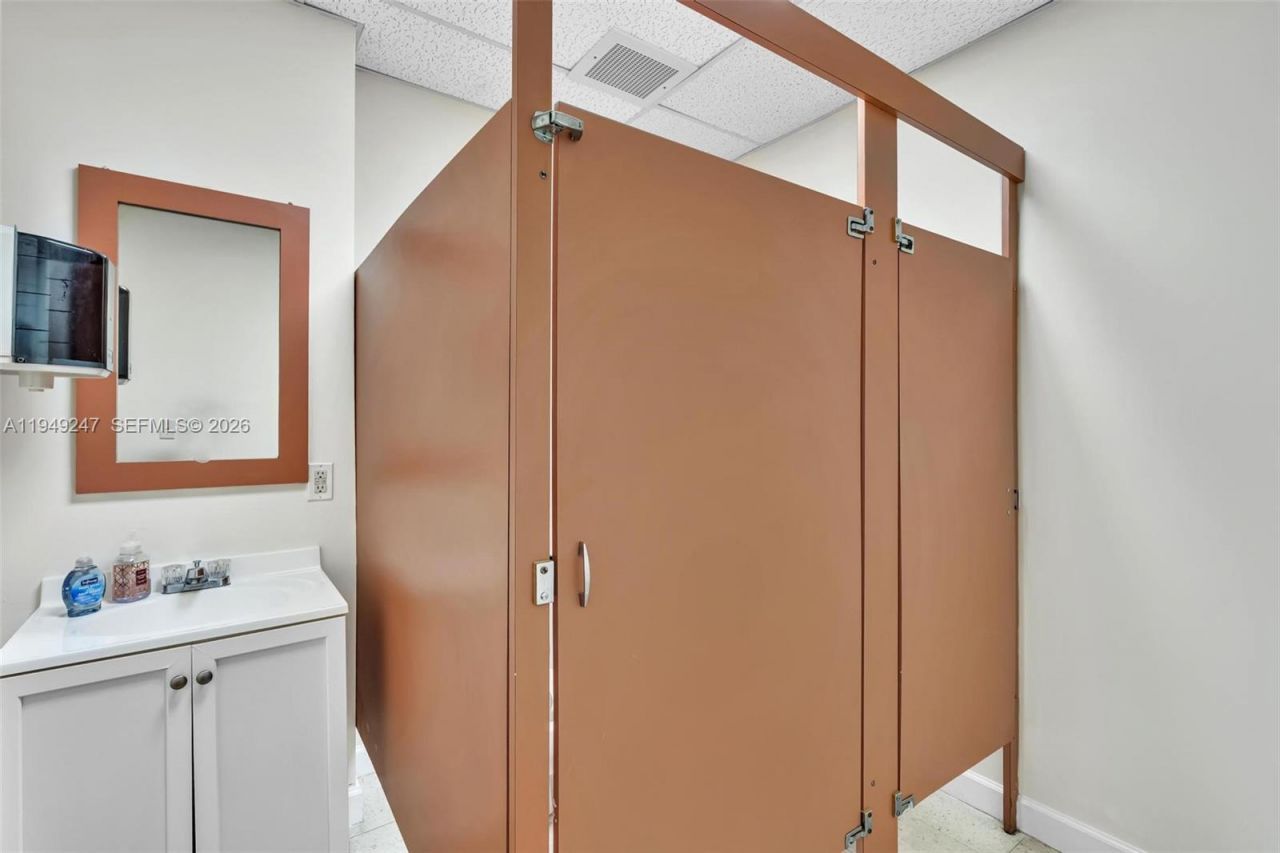 2021 Coolidge St, Unit 107, Hollywood, FL 33020 Photo