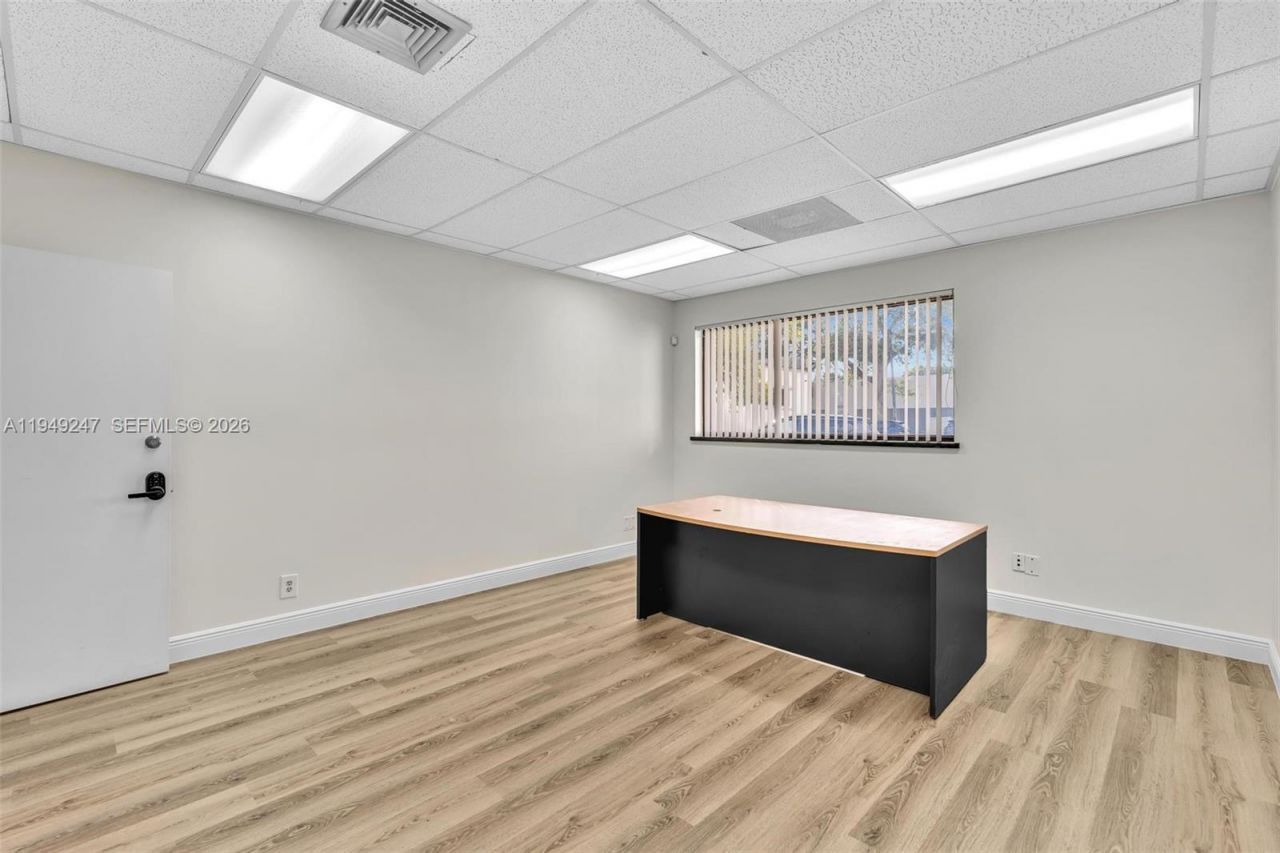 2021 Coolidge St, Unit 107, Hollywood, FL 33020 Photo