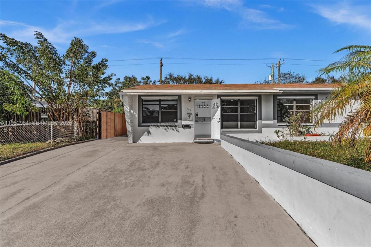 7041 Raleigh St, Unit A, Hollywood, FL 33024 Photo