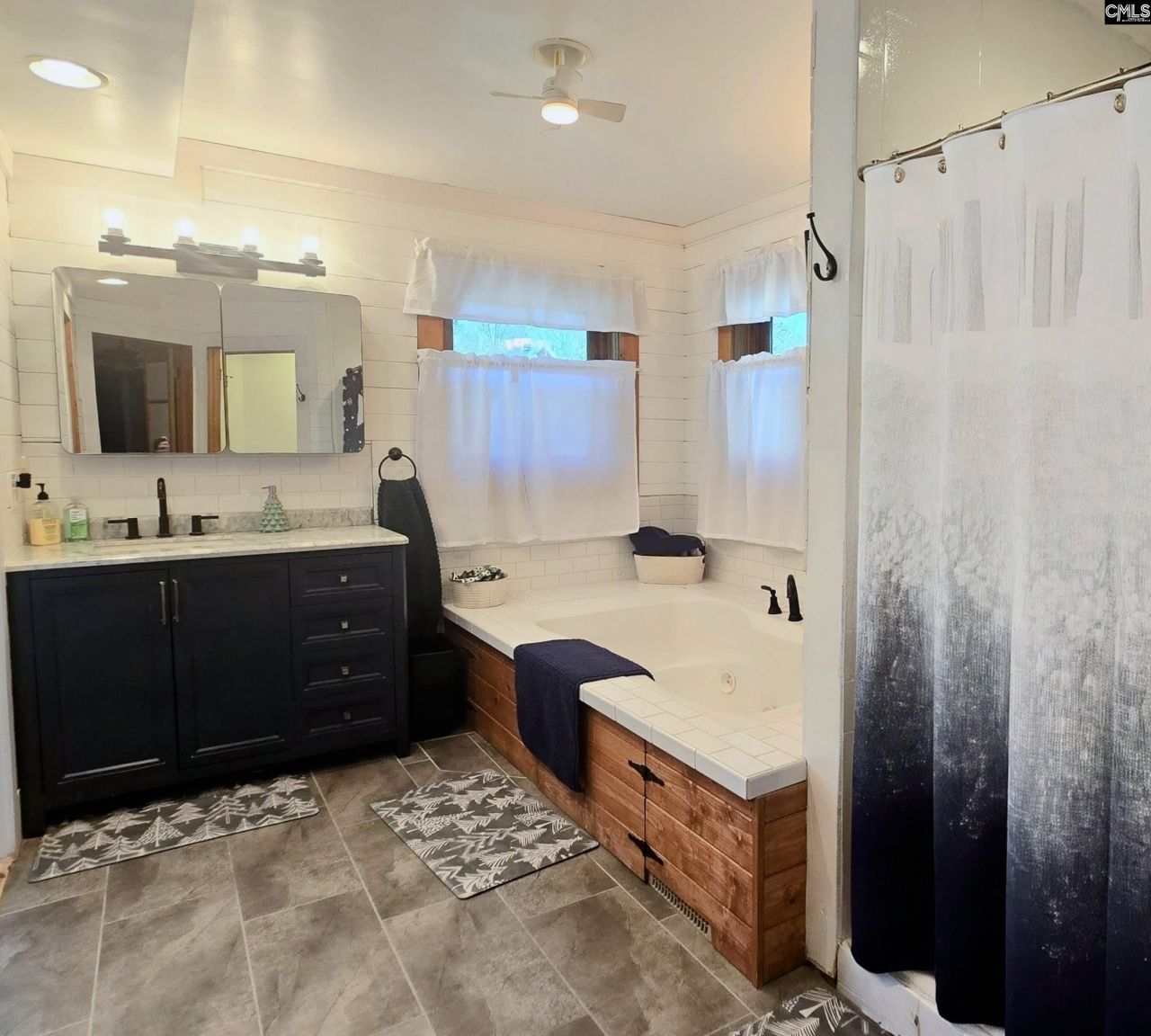 6 Green Shank Court Photo 12