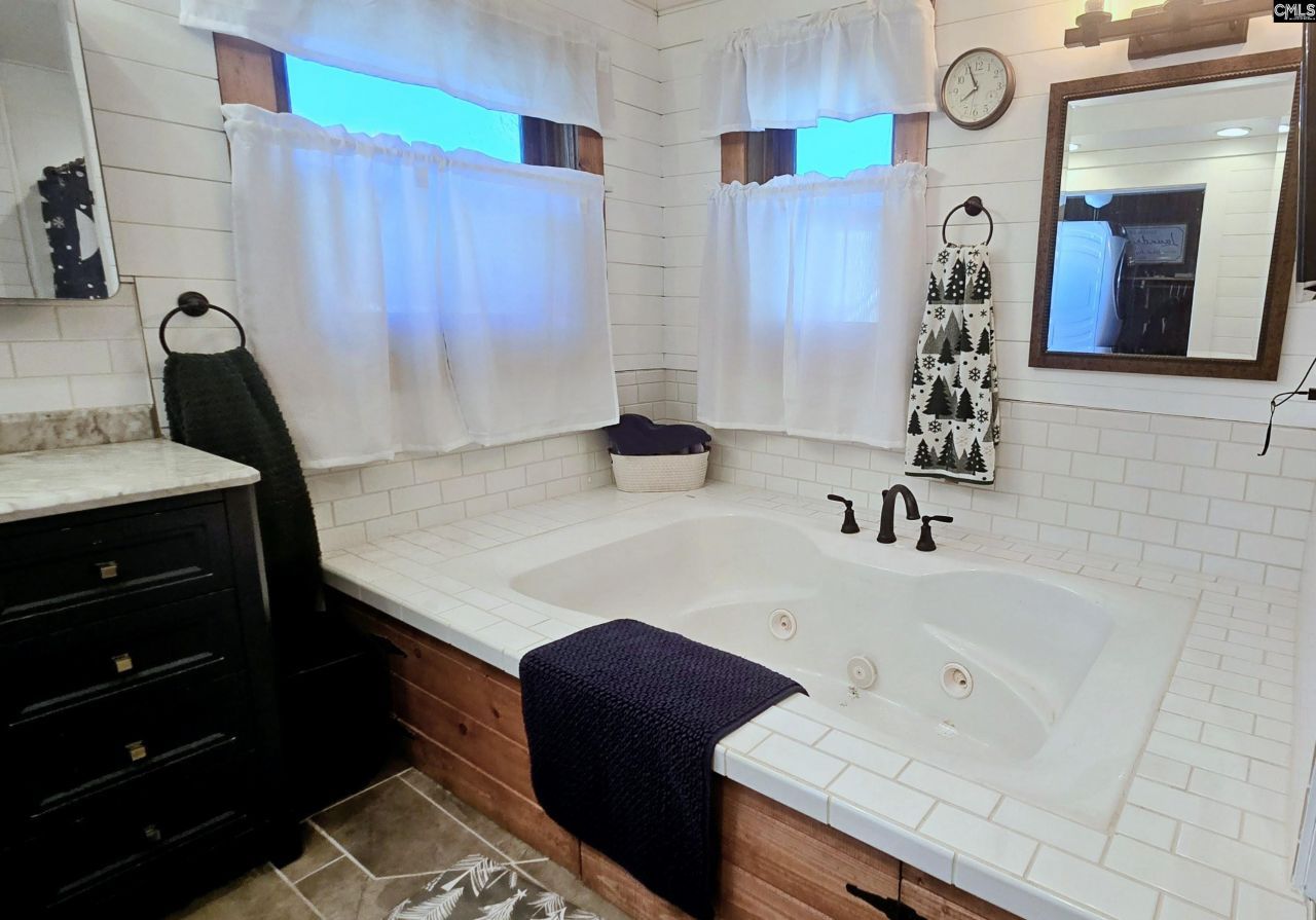 6 Green Shank Court Photo 13