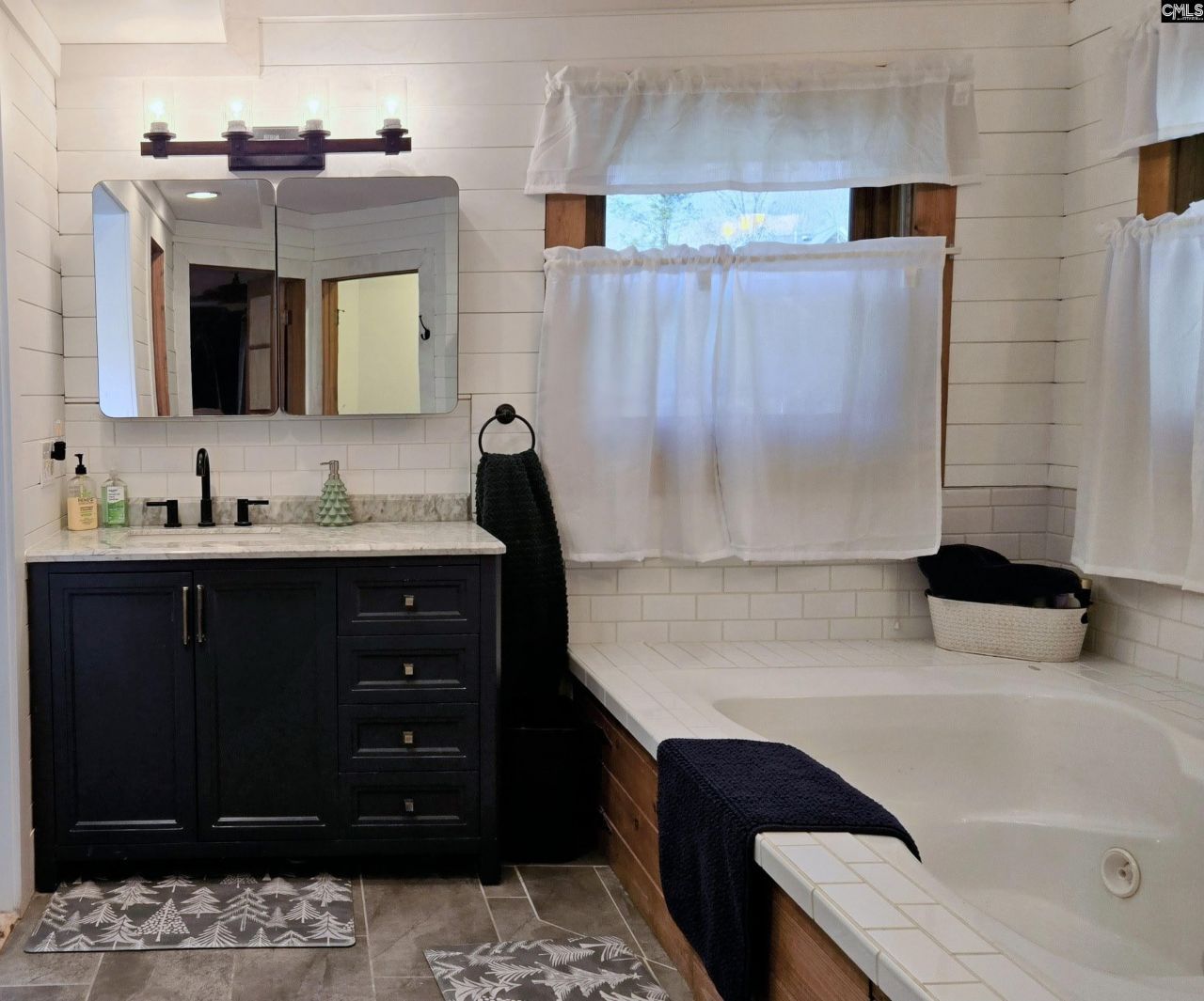 6 Green Shank Court Photo 14