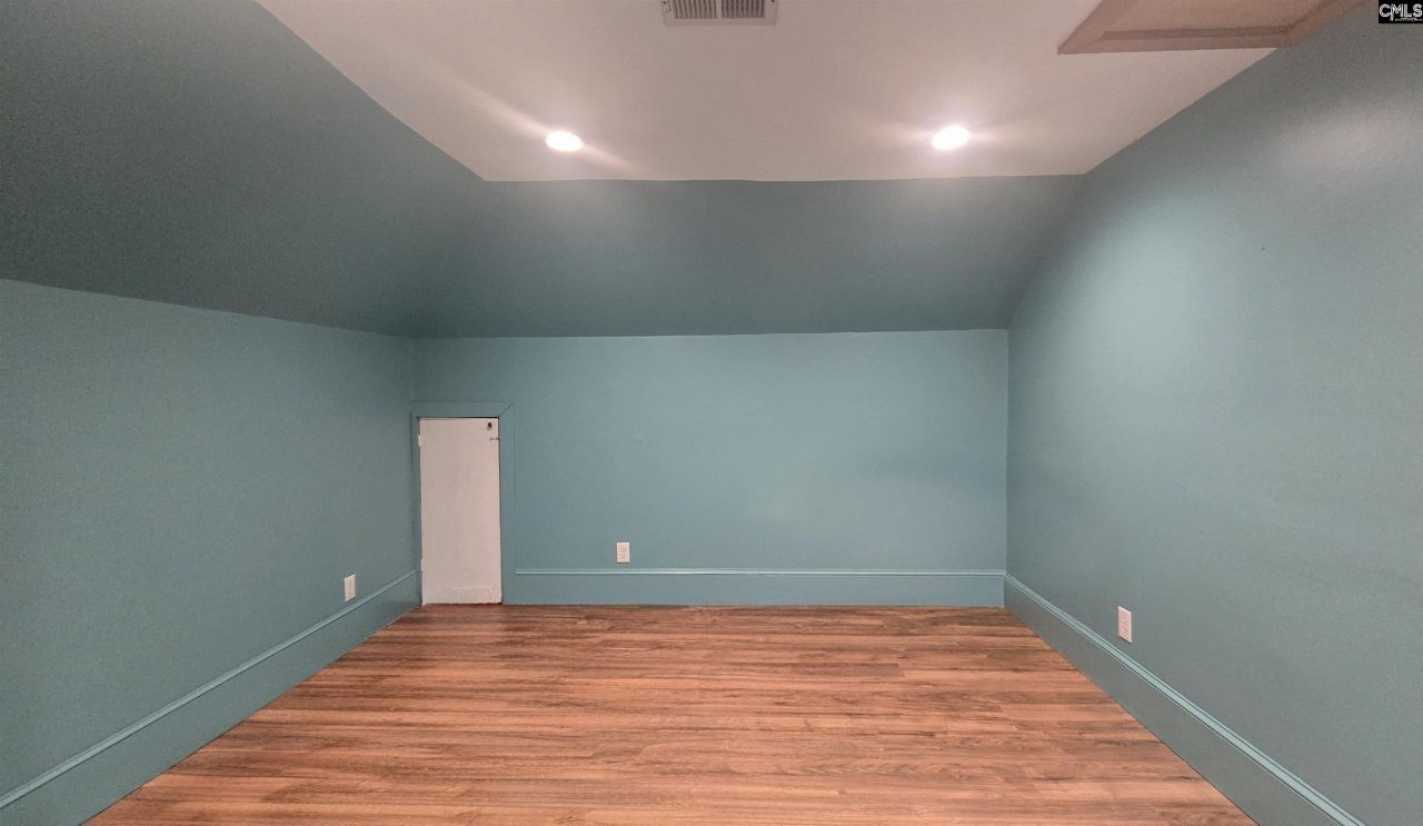 6 Green Shank Court Photo 18