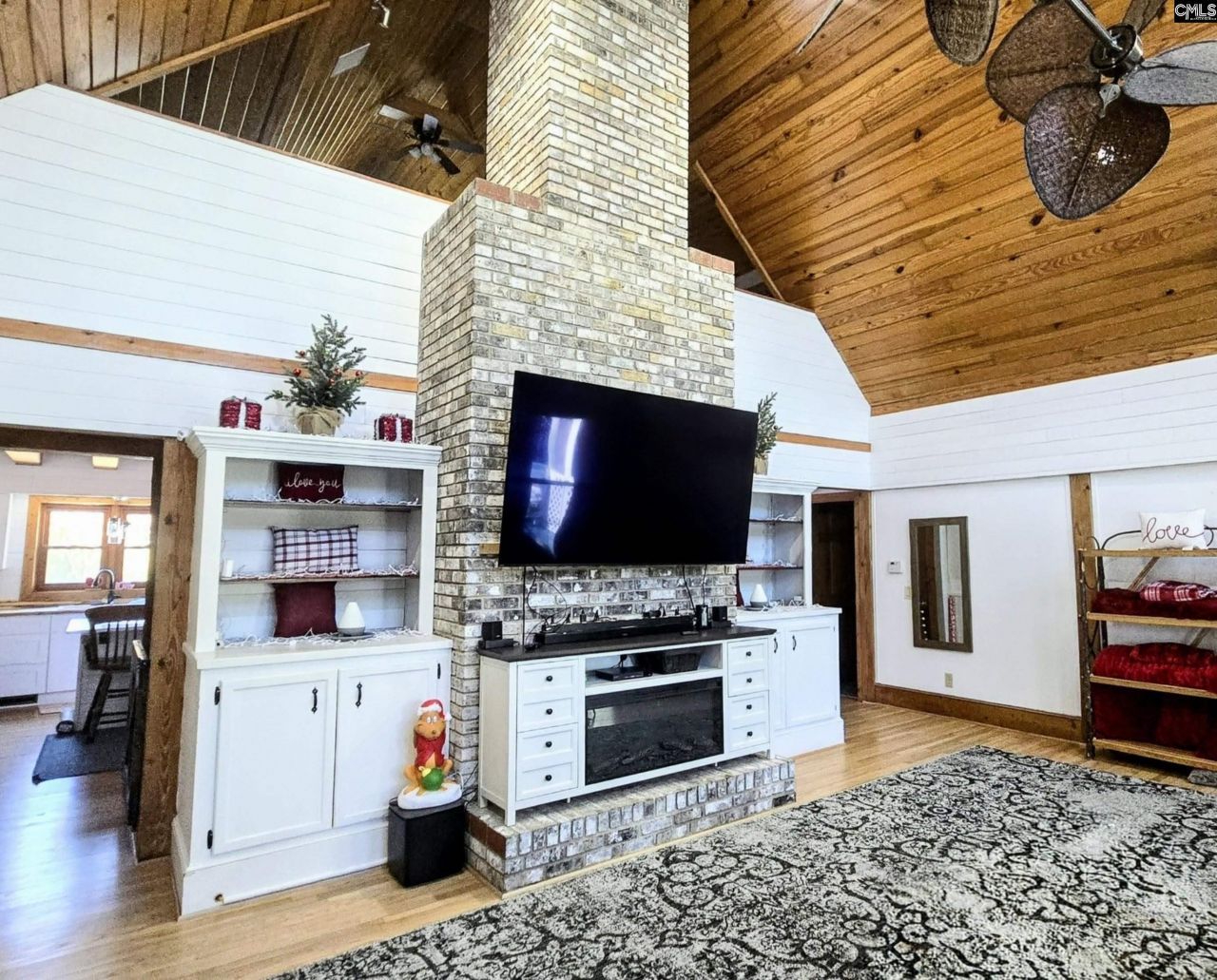 6 Green Shank Court Photo 8