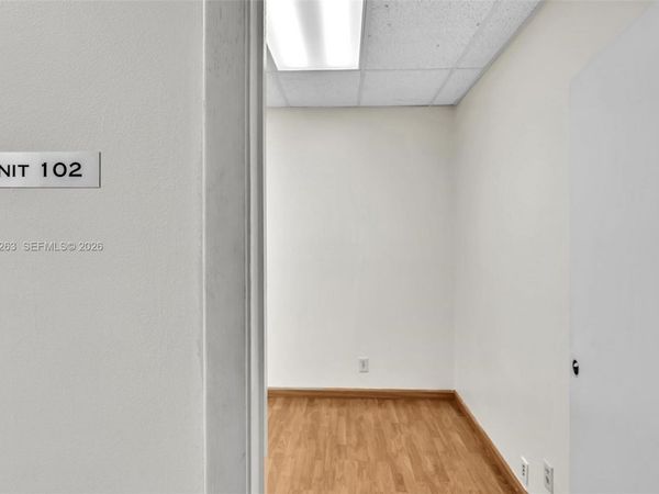 2021 Coolidge St, Unit 102, Hollywood, FL 33020