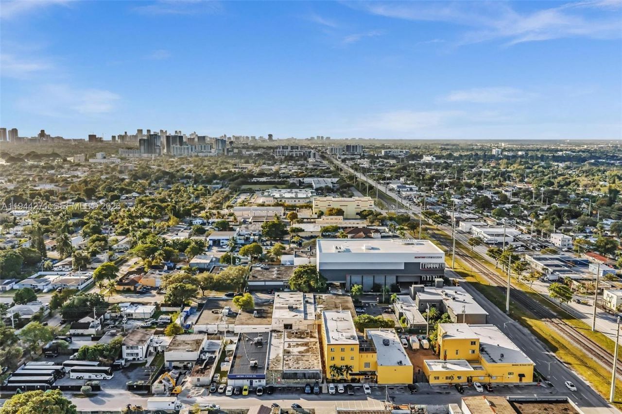 2021 Coolidge St, Unit 103, Hollywood, FL 33020 Photo