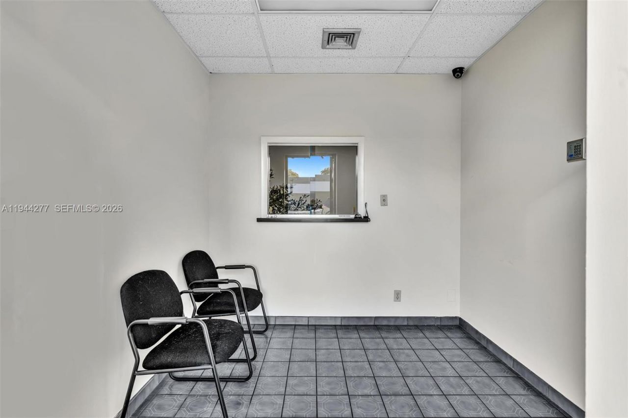 2021 Coolidge St, Unit 105, Hollywood, FL 33020 Photo