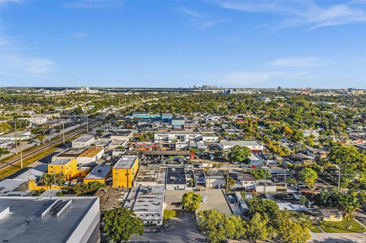 2021 Coolidge St, Unit 105, Hollywood, FL 33020 Photo