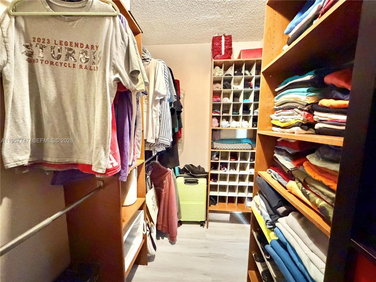 2203 NE 7th St, Unit 14, Hallandale Beach, FL 33009 Photo