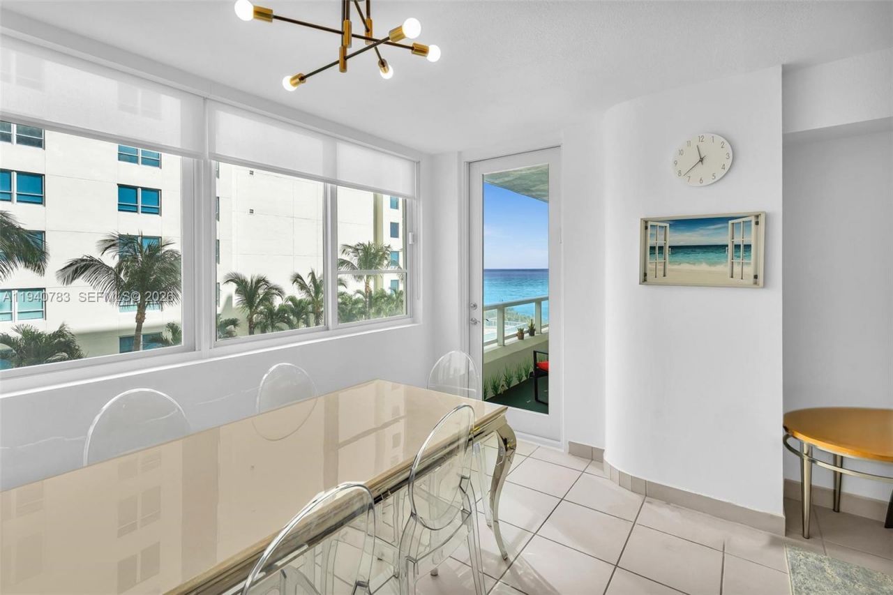 5005 Collins Ave, Unit 824, Miami Beach, FL 33140 Photo