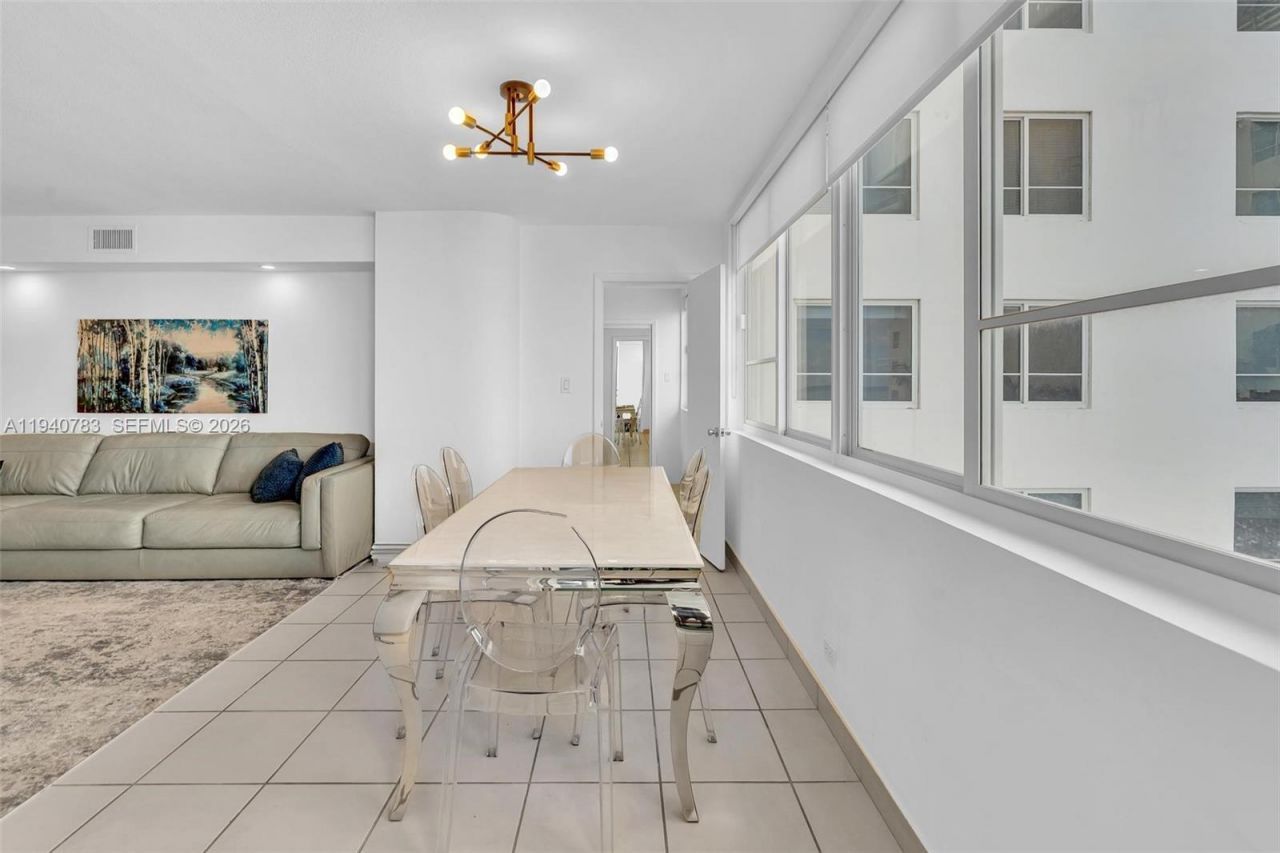5005 Collins Ave, Unit 824, Miami Beach, FL 33140 Photo