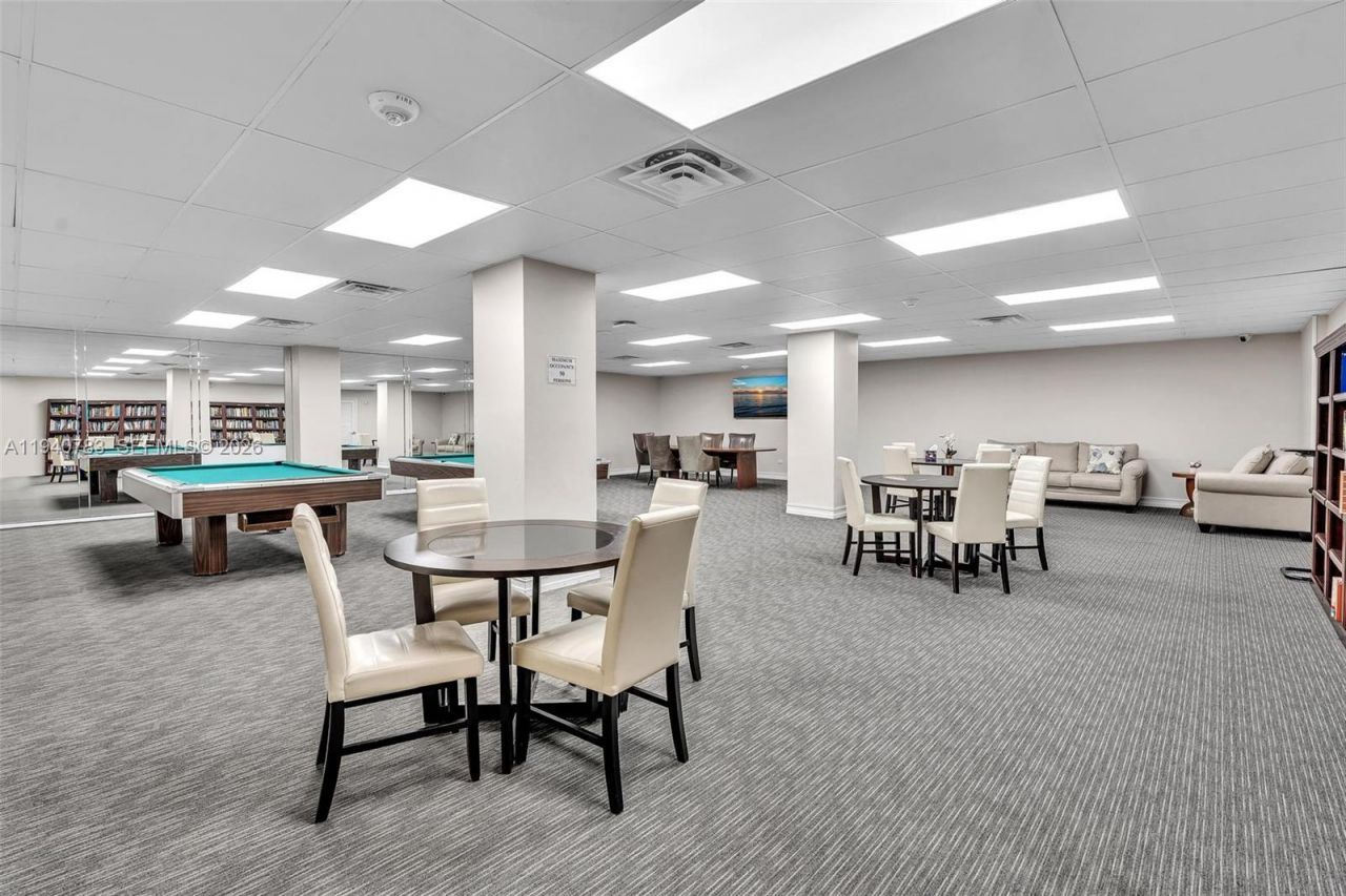 5005 Collins Ave, Unit 824, Miami Beach, FL 33140 Photo