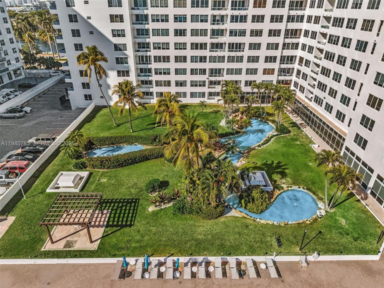 5005 Collins Ave, Unit 824, Miami Beach, FL 33140 Photo