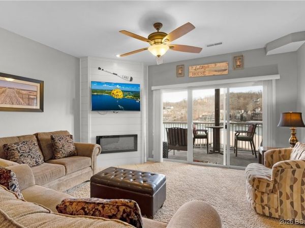 166 Oak Harbor Drive, Unit 2B, Camdenton, MO 65020