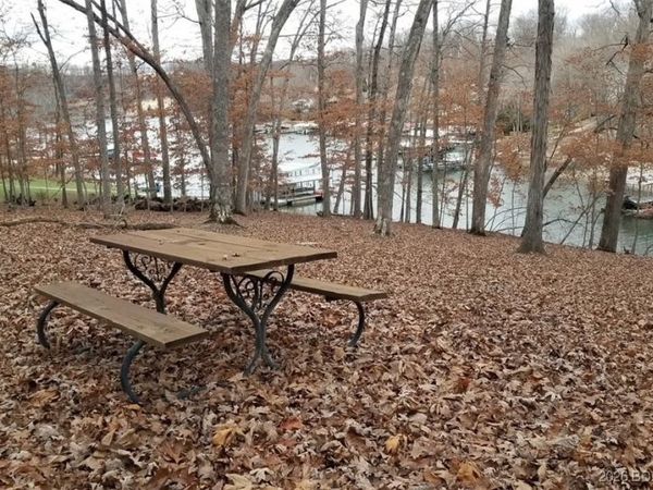 Graceland Point, Climax Springs, MO 65324