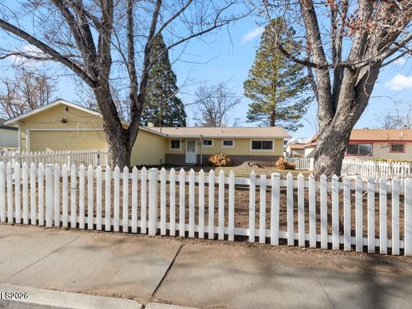 1316 Stanford Drive, Carson City, NV 89701