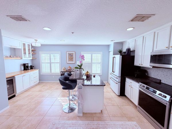 1890 SE Interlachen Drive, Port St. Lucie, FL 34952