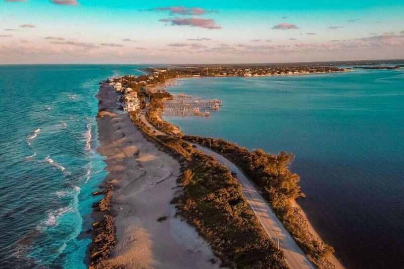 1890 SE Interlachen Drive, Port Saint Lucie, FL 34952 Photo