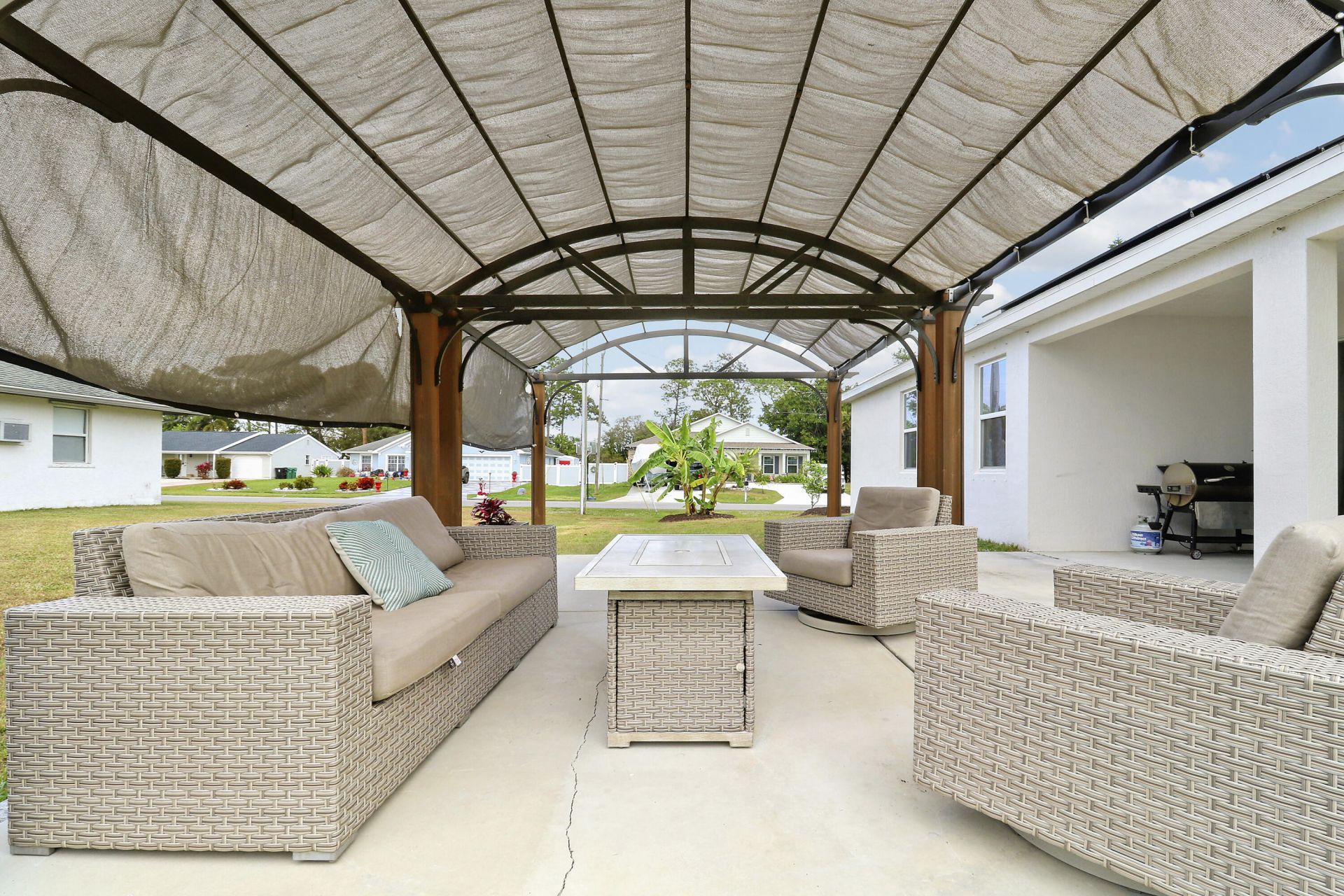 1302 SE Naples Lane, Port Saint Lucie, FL 34983 Photo