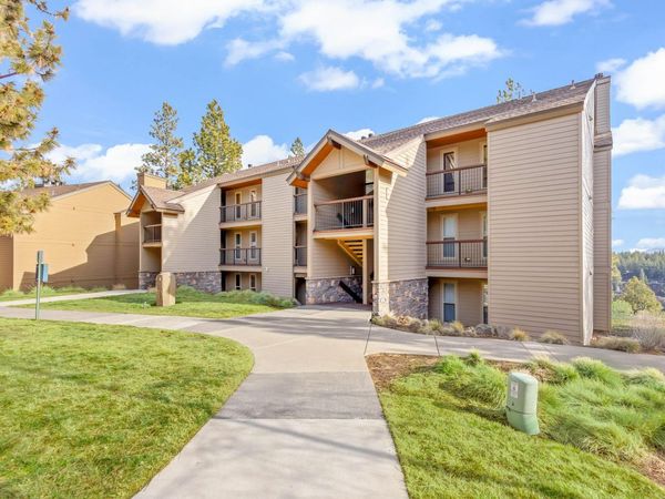 18575 SW Century Drive, Unit # 423, Bend, OR 97702