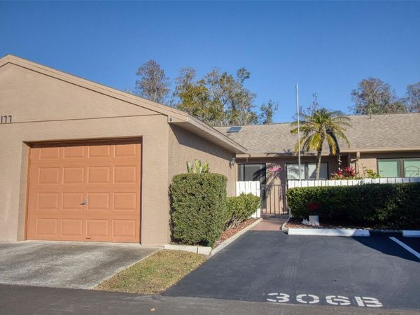 3177 CHARTER CLUB DRIVE, Unit B, TARPON SPRINGS, FL 34688