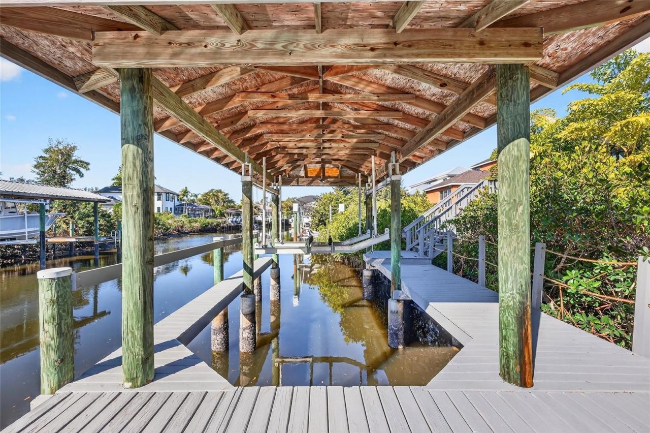 3712 5th Avenue Ne, Bradenton, FL 34208 Photo