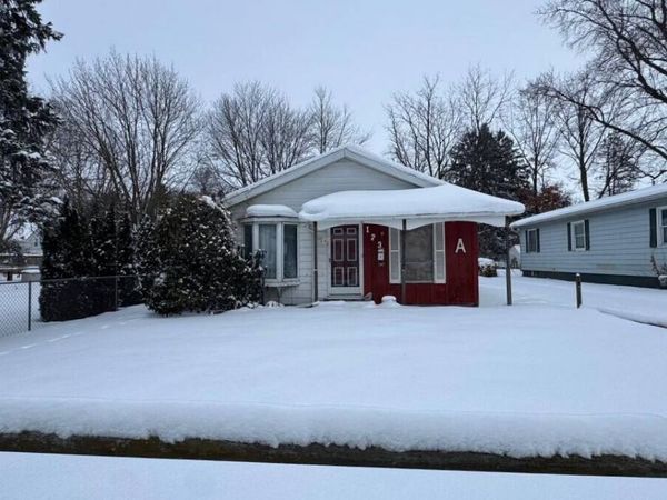 123 Laurel Street, La Porte, IN 46350