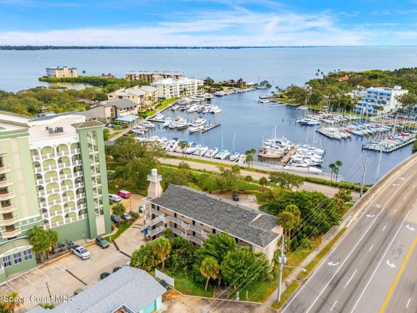 1209 E New Haven Avenue, Unit 301, Melbourne, FL 32901