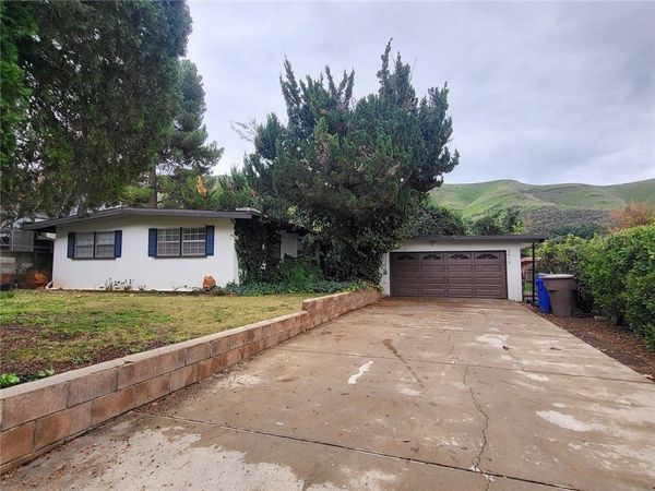 2610 Zanja View, Mentone, CA 92359