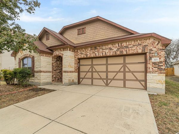 323 Joshua Hl, New Braunfels, TX 78130