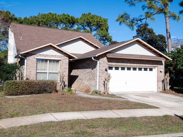 407 Calle Escada, Santa Rosa Beach, FL 32459