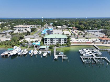 602 Harbor Boulevard Destin, FL 32541