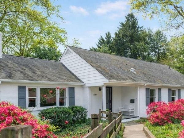 810 TUNLAW PL, Charlottesville, VA 22903