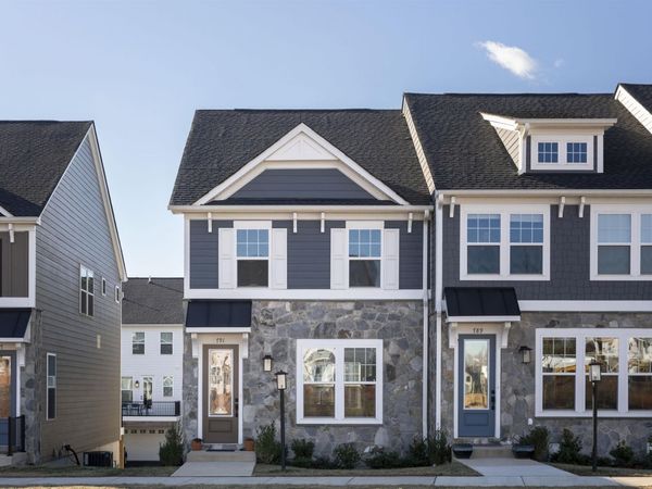 791 PARK RIDGE DR, Crozet, VA 22932