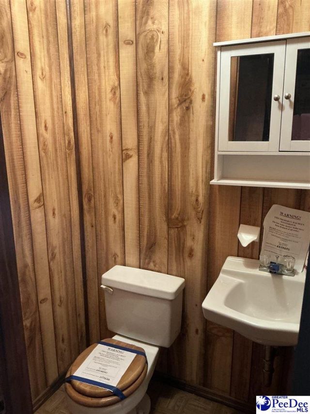 609 E Main St. Photo 28