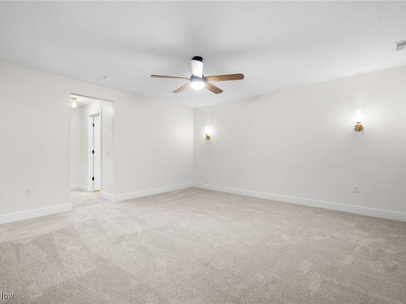 7421 Herman Avenue, Cleveland, OH 44102 Photo 28