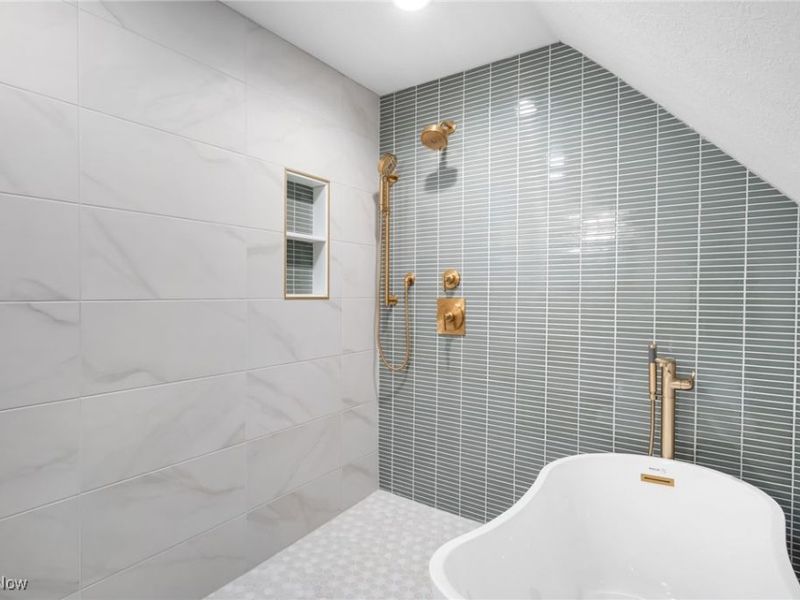 7421 Herman Avenue, Cleveland, OH 44102 Photo 32