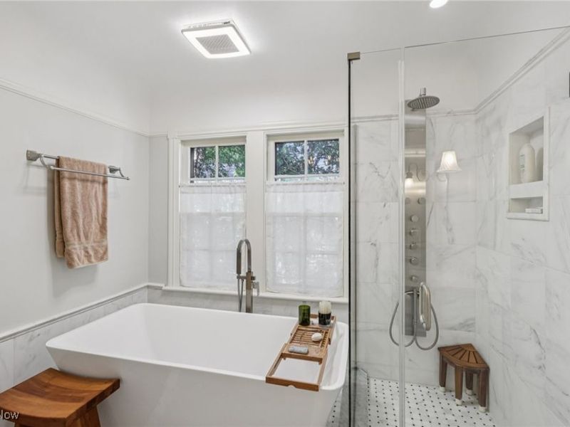 13104 Lake Shore Boulevard, Bratenahl, OH 44108 Photo 25