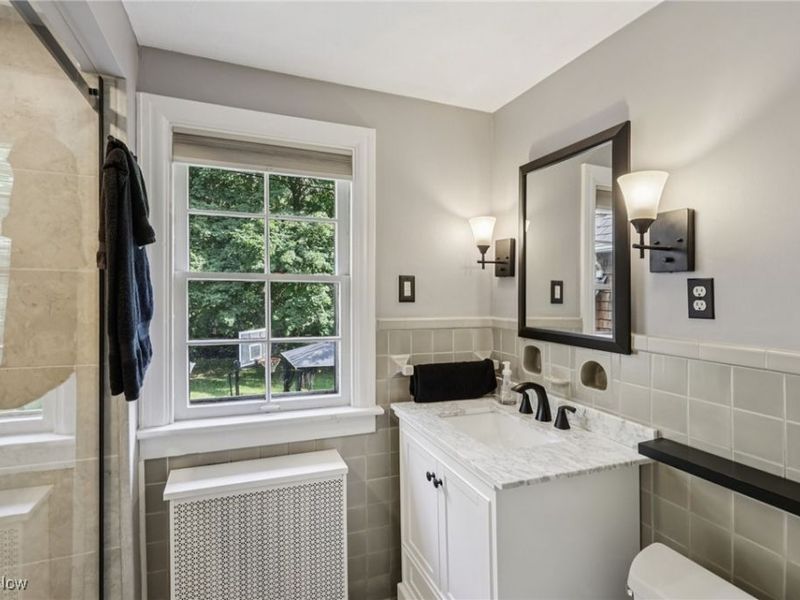 13104 Lake Shore Boulevard, Bratenahl, OH 44108 Photo 31