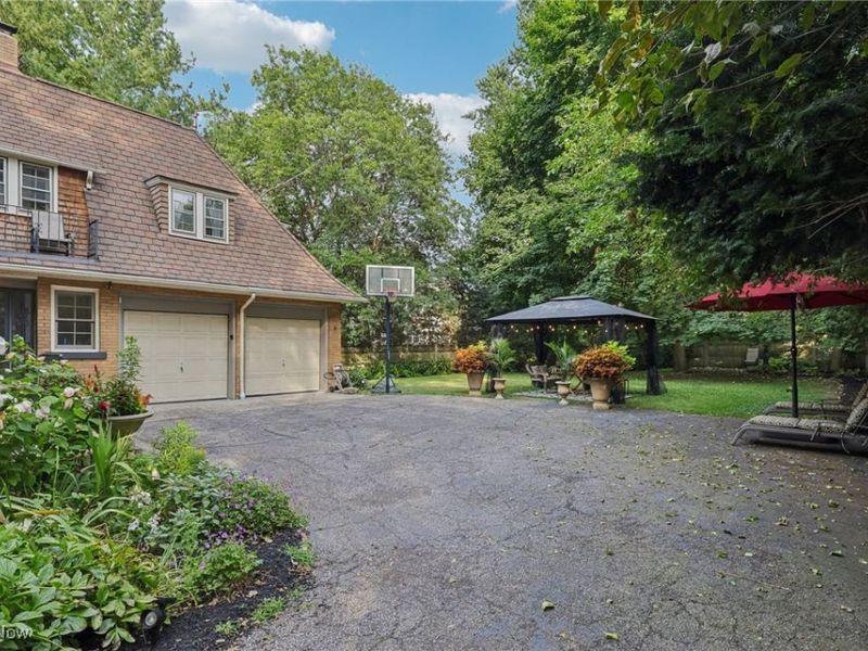 13104 Lake Shore Boulevard, Bratenahl, OH 44108 Photo 38