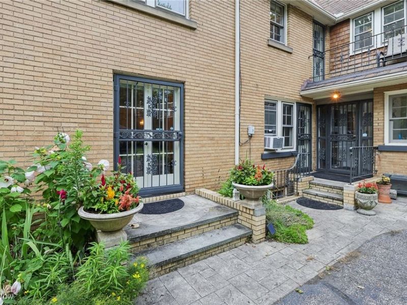 13104 Lake Shore Boulevard, Bratenahl, OH 44108 Photo 39