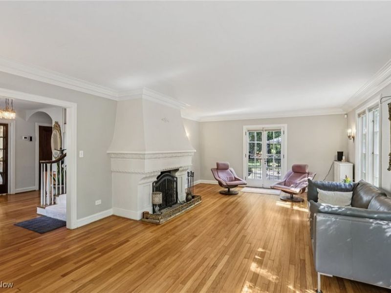 13104 Lake Shore Boulevard, Bratenahl, OH 44108 Photo 5