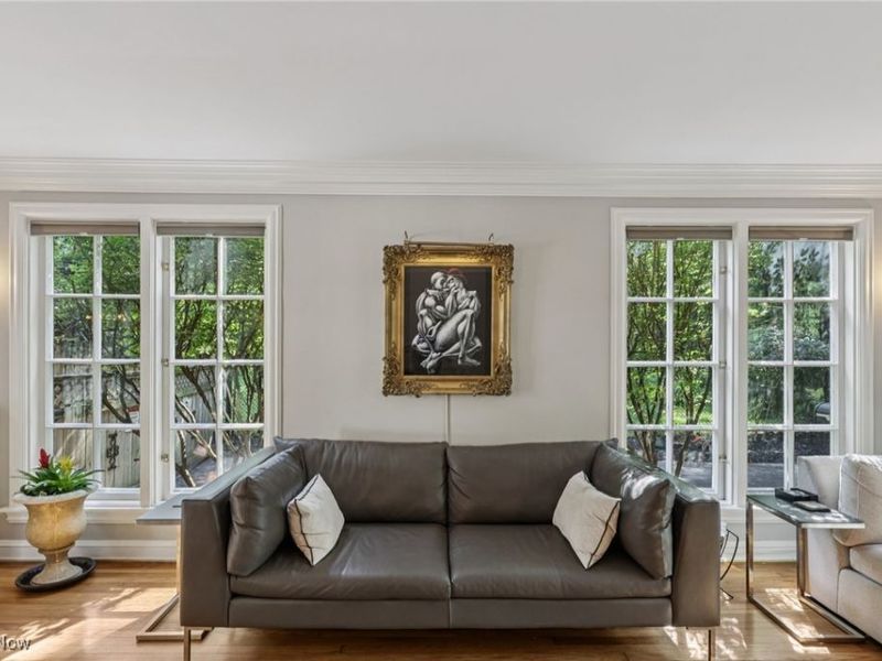 13104 Lake Shore Boulevard, Bratenahl, OH 44108 Photo 6