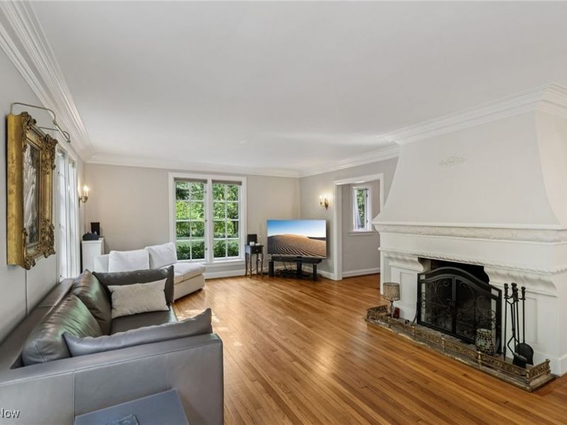 13104 Lake Shore Boulevard, Bratenahl, OH 44108 Photo 8