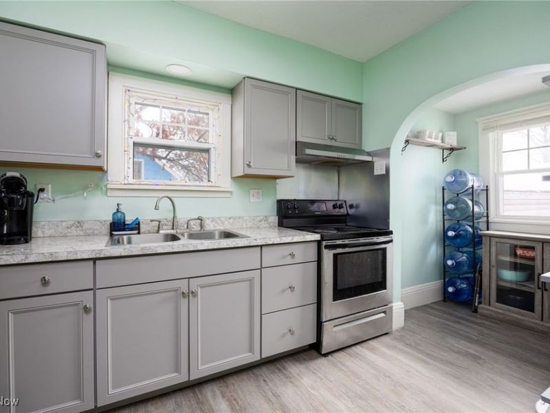 96 W Ohio Avenue, Rittman, OH 44270 Photo 9